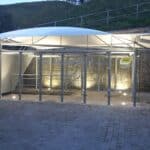 Structure métallo-textile sur mesure avec un design urbain