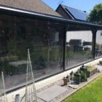 Fermeture de terrasse Ziptrak® pour fermer une pergola chez un particulier
